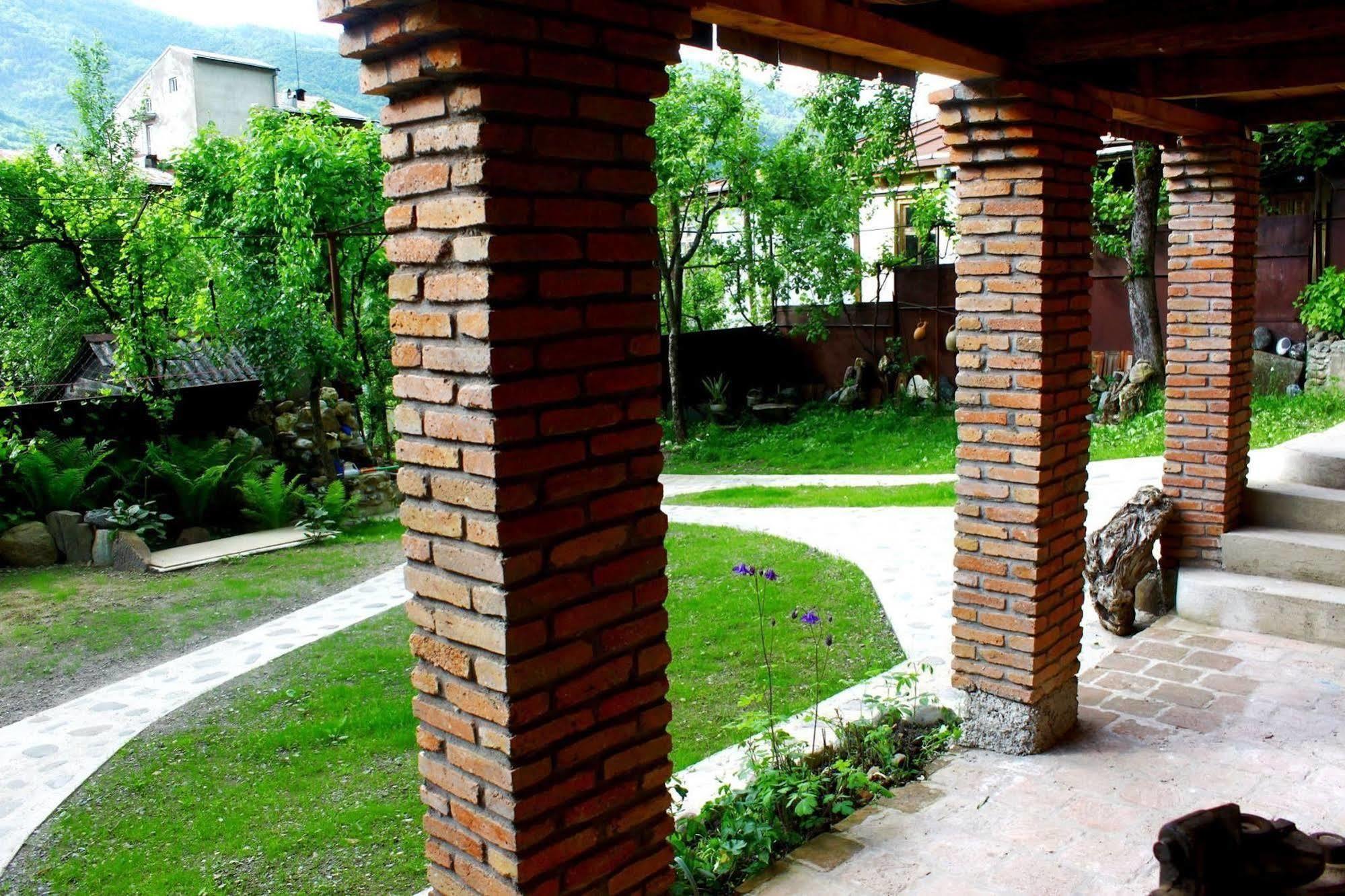 Guest House Gallery Oni Exterior photo